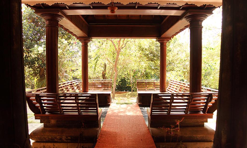 Amrutham Ayurvedic Village Resort 可瓦兰 外观 照片